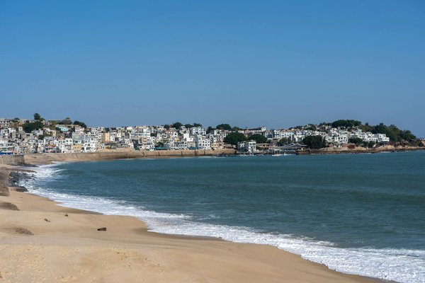 How Can Seniors in the UK Enhance Their Mental Well-Being Through Social Engagement?